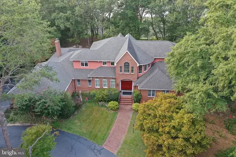 1 Tidewater Dr, Seaford, DE 19973