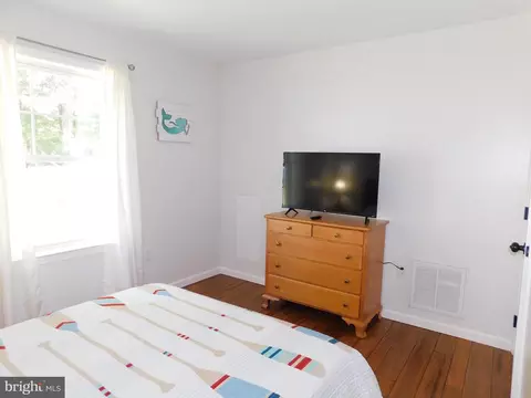 Bedroom - 21457 Park Ave, Georgetown, DE 19947 photo 6 of 10