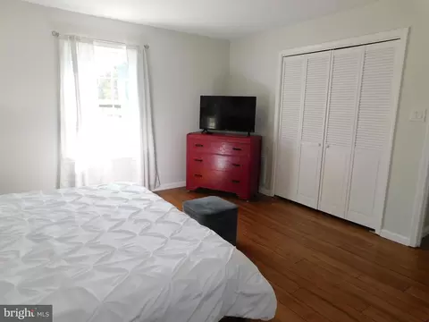 Bedroom - 21457 Park Ave, Georgetown, DE 19947 photo 2 of 10