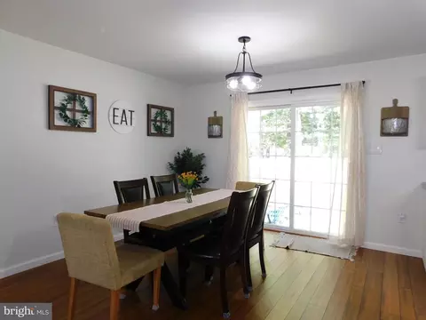 Dining - 21457 Park Ave, Georgetown, DE 19947 photo 2 of 3