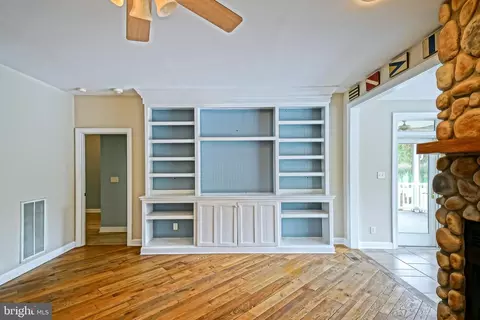 Living - 22 Sheffield Rd, Rehoboth Beach, DE 19971 photo 5 of 6