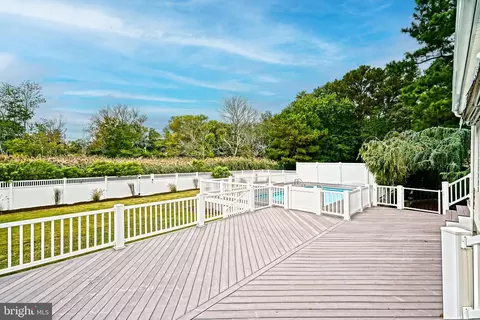 Exterior - 22 Sheffield Rd, Rehoboth Beach, DE 19971 photo 6 of 17