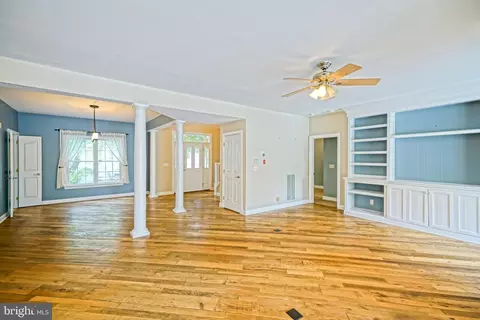 Living - 22 Sheffield Rd, Rehoboth Beach, DE 19971 photo 4 of 6