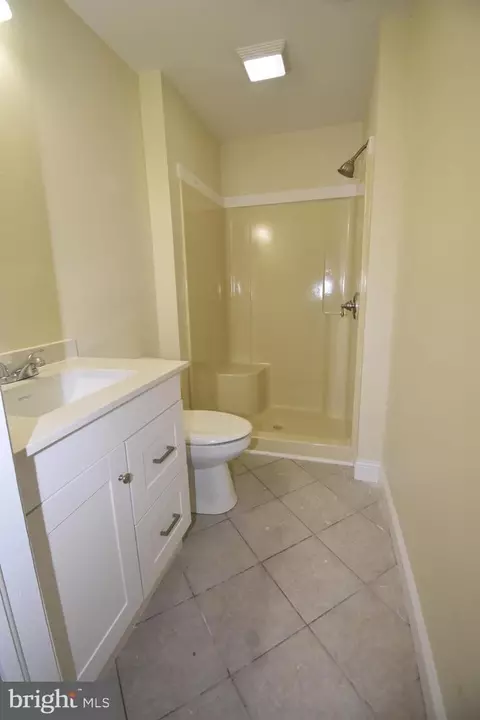 Bath - 104 School Ln, Georgetown, DE 19947 photo 1 of 1