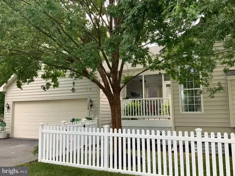 Exterior - 128 Ellison Dr, Milton, DE 19968 photo 4 of 22