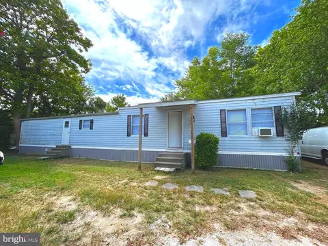 36392 Old Mill Rd, Ocean View, DE 19970