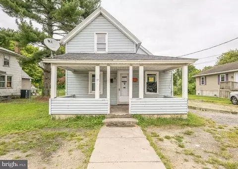17 S Market St, Seaford, DE 19973