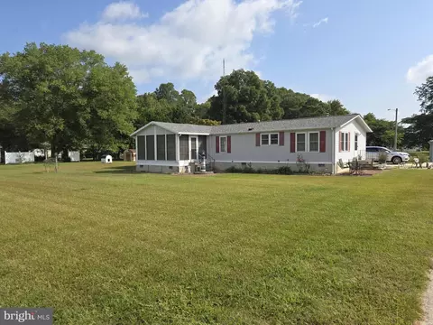 10719 Dupont Blvd, Lincoln, DE 19960