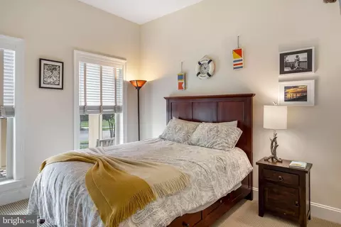 Bedroom - 32724 Widgeon Rd, Ocean View, DE 19970 photo 1 of 10