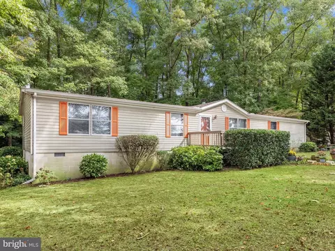 123 Cemetery Rd, Selbyville, DE 19975