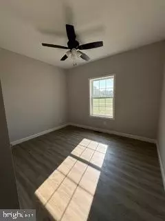 Entry Way - 32781 Tussock Dr, Laurel, DE 19956 photo 6 of 18
