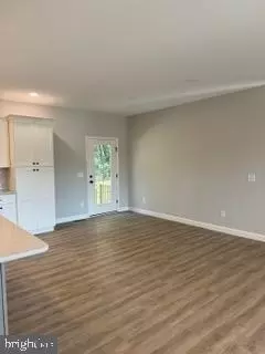 Living - 32781 Tussock Dr, Laurel, DE 19956 photo 2 of 2