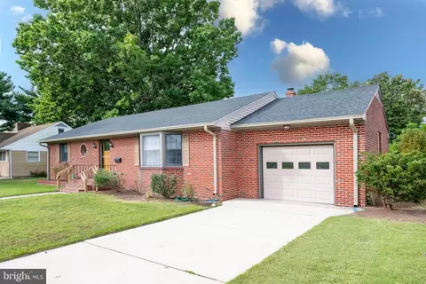 422 N Hall St, Seaford, DE 19973