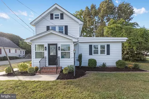 104 Bay Ave, Milton, DE 19968