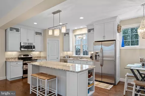 38226 Anna B St, Rehoboth Beach, DE 19971