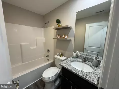 Bath - 303 E 5th St, Seaford, DE 19973 photo 2 of 2