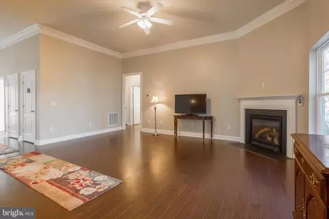 Living - 11571 Ruby Ct, Ellendale, DE 19941 photo 2 of 6