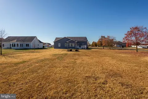 Exterior - 11571 Ruby Ct, Ellendale, DE 19941 photo 5 of 8