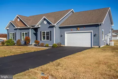 Exterior - 11571 Ruby Ct, Ellendale, DE 19941 photo 3 of 8