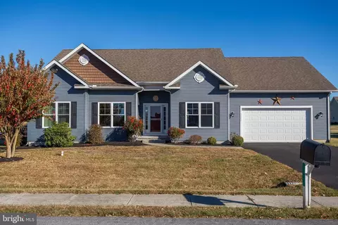 Exterior - 11571 Ruby Ct, Ellendale, DE 19941 photo 2 of 8