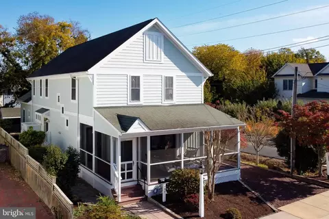 145 Jefferson Ave, Lewes, DE 19958