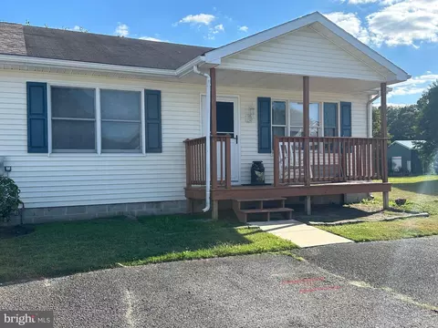 429 S Spinnaker Ln, Milton, DE 19968