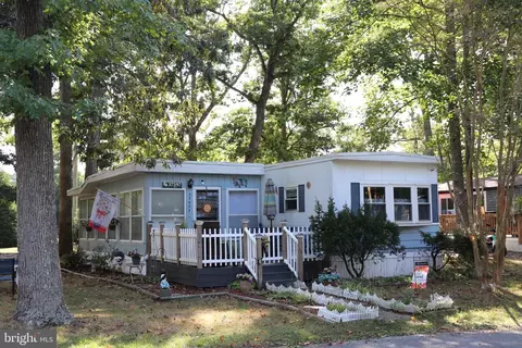 37597 Shady Cir, Selbyville, DE 19975