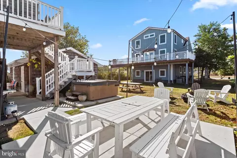 Exterior - 2303 Cedar St, Lewes, DE 19958 photo 4 of 5