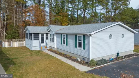 70 White Pine Dr, Millsboro, DE 19966