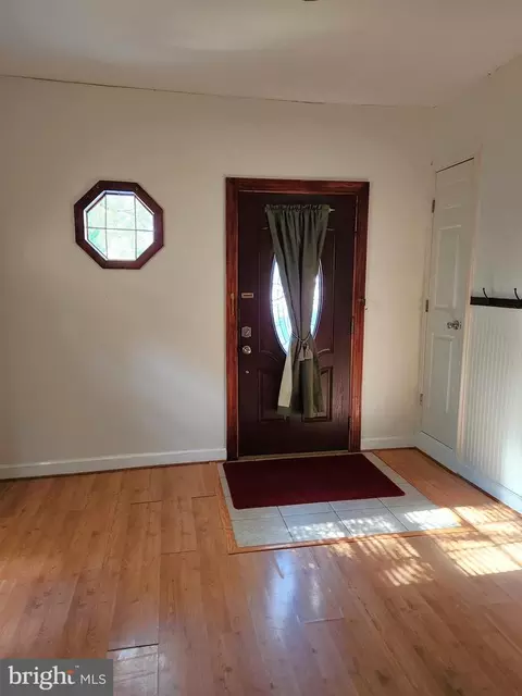 Entry Way - 10887 Pit Rd, Seaford, DE 19973 photo 1 of 4