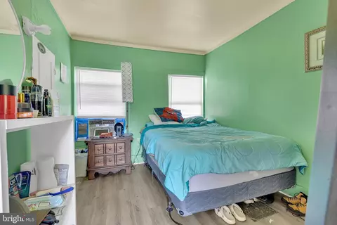 Bedroom - 10 S King St, Georgetown, DE 19947 photo 1 of 3