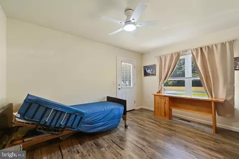 Bedroom - 36107 Brittingham Rd, Delmar, DE 19940 photo 2 of 2