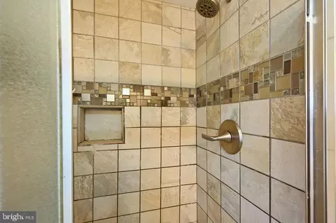 Bath - 36107 Brittingham Rd, Delmar, DE 19940 photo 2 of 3