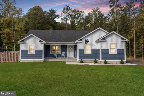 5493 Foxshire Dr, Bridgeville, DE 19933