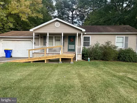 37902 Fenwick Cir, Selbyville, DE 19975