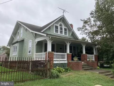 215 S Walnut St, Milford, DE 19963