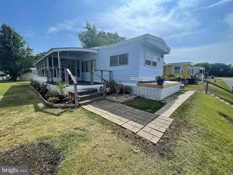 38106 Brant Rd #9127, Ocean View, DE 19970