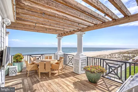 319 S Boardwalk #3, Rehoboth Beach, DE 19971