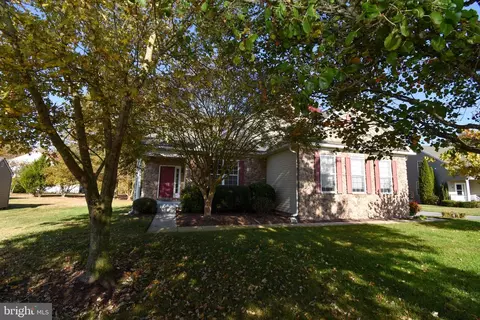 12 Buttercup Dr, Georgetown, DE 19947