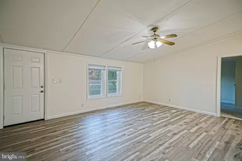 Living - 14 Circle Dr E, Milton, DE 19968 photo 2 of 2