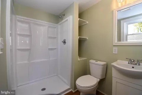 Bath - 705 E Market St, Georgetown, DE 19947 photo 1 of 2