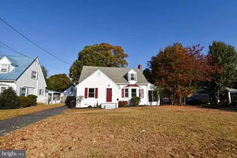 Exterior - 705 E Market St, Georgetown, DE 19947 photo 3 of 7