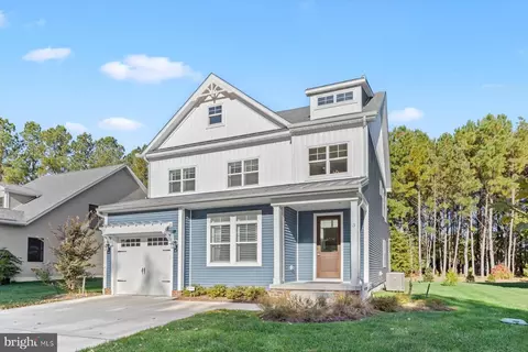 3 Stingray Harbor Dr #2, Ocean View, DE 19970