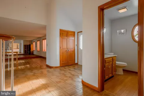 Entry Way - 37763 Lagoon Ln, Ocean View, DE 19970 photo 4 of 9