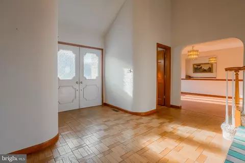 Entry Way - 37763 Lagoon Ln, Ocean View, DE 19970 photo 3 of 9