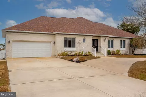 Exterior - 37763 Lagoon Ln, Ocean View, DE 19970 photo 1 of 11