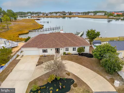 37763 Lagoon Ln, Ocean View, DE 19970
