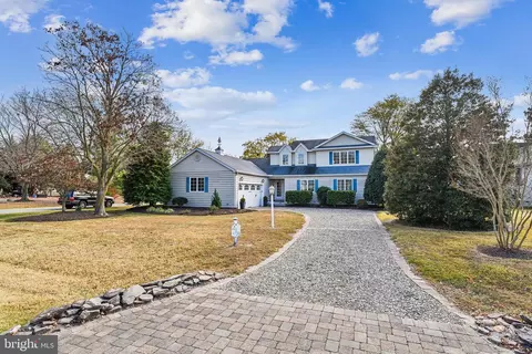 218 Chad Pl, Ocean View, DE 19970 photo 2