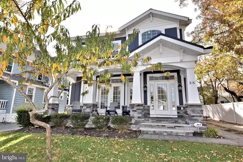 38 Delaware Ave, Rehoboth Beach, DE 19971