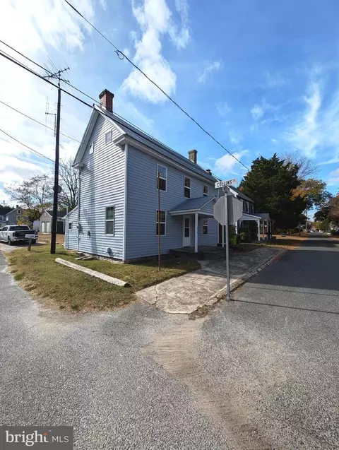 318 Mill St, Milton, DE 19968 photo 2